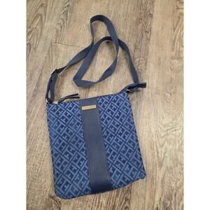 Tommy Hilfiger Women's Small Crossbody Navy Blue Messenger Hand Bag Purse